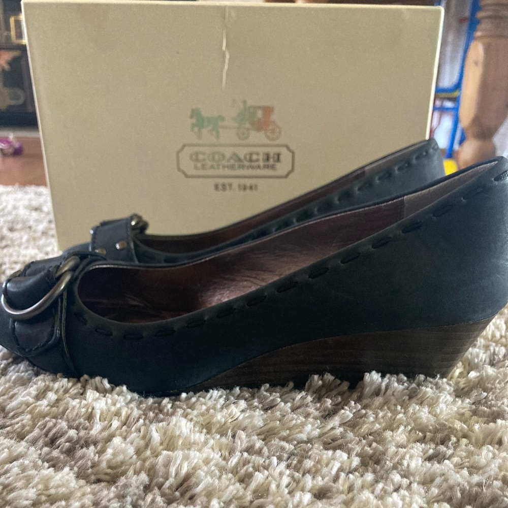Coach MILLIE VINT WAX CALF Wedge Heel Black Vintage Wax Leather Pumps Sz 6M. - Picture 2 of 11